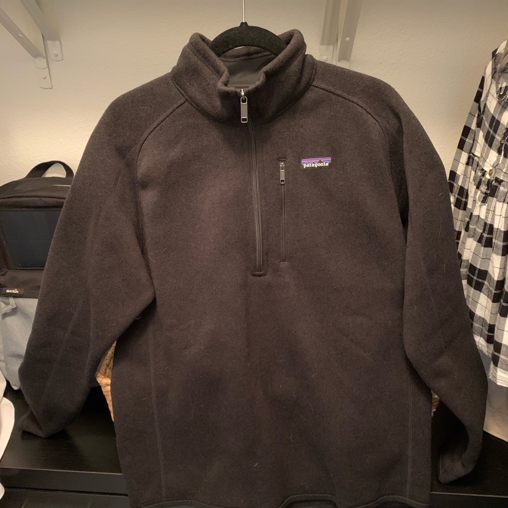 Men’s Patagonia Half Zip Fleece. Large. Black